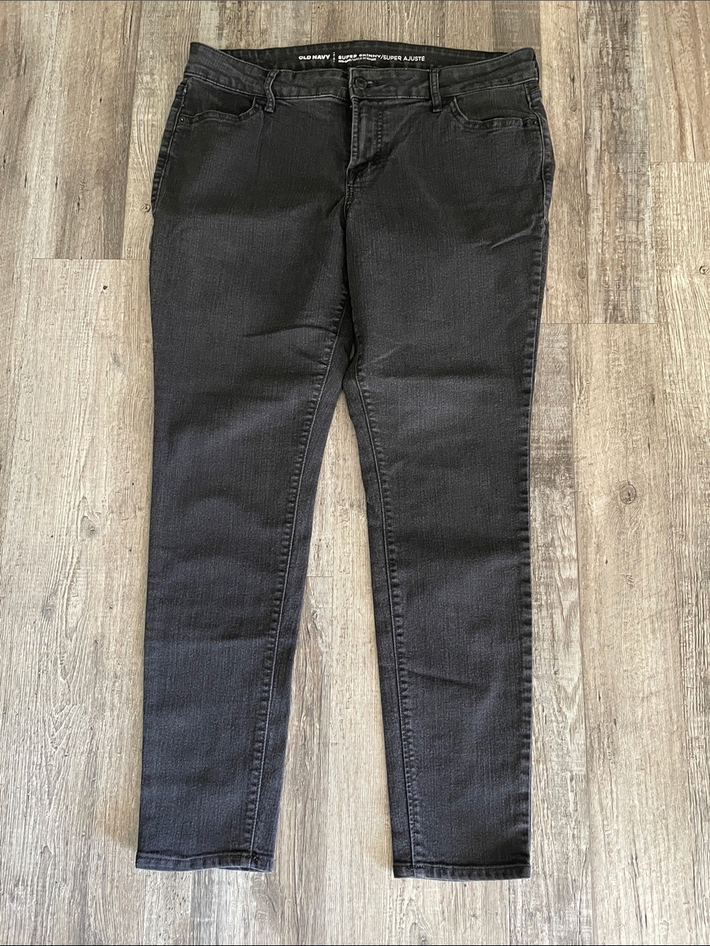 Old Navy super skinny mid rise black wash jeans
